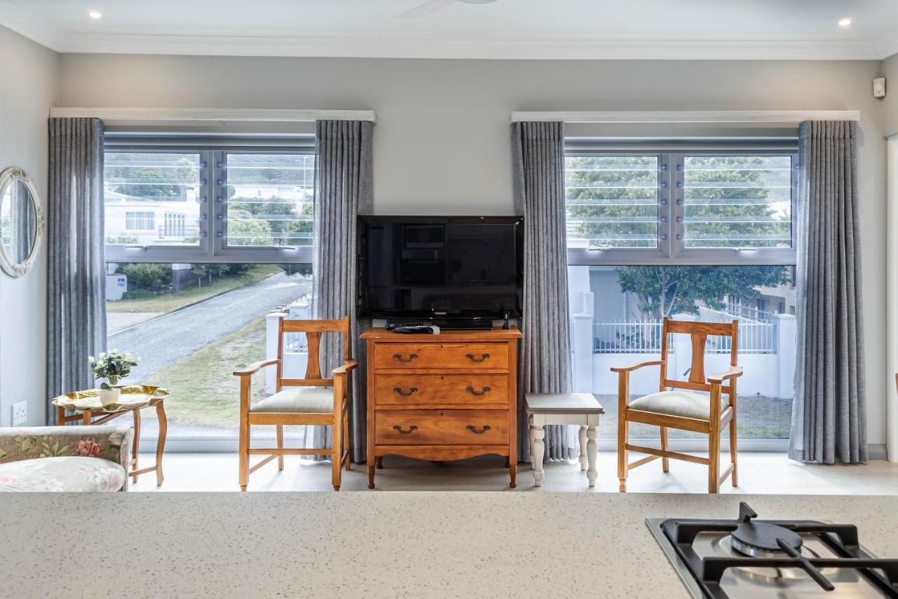 Whale Coast Ocean Villa Херманус Экстерьер фото